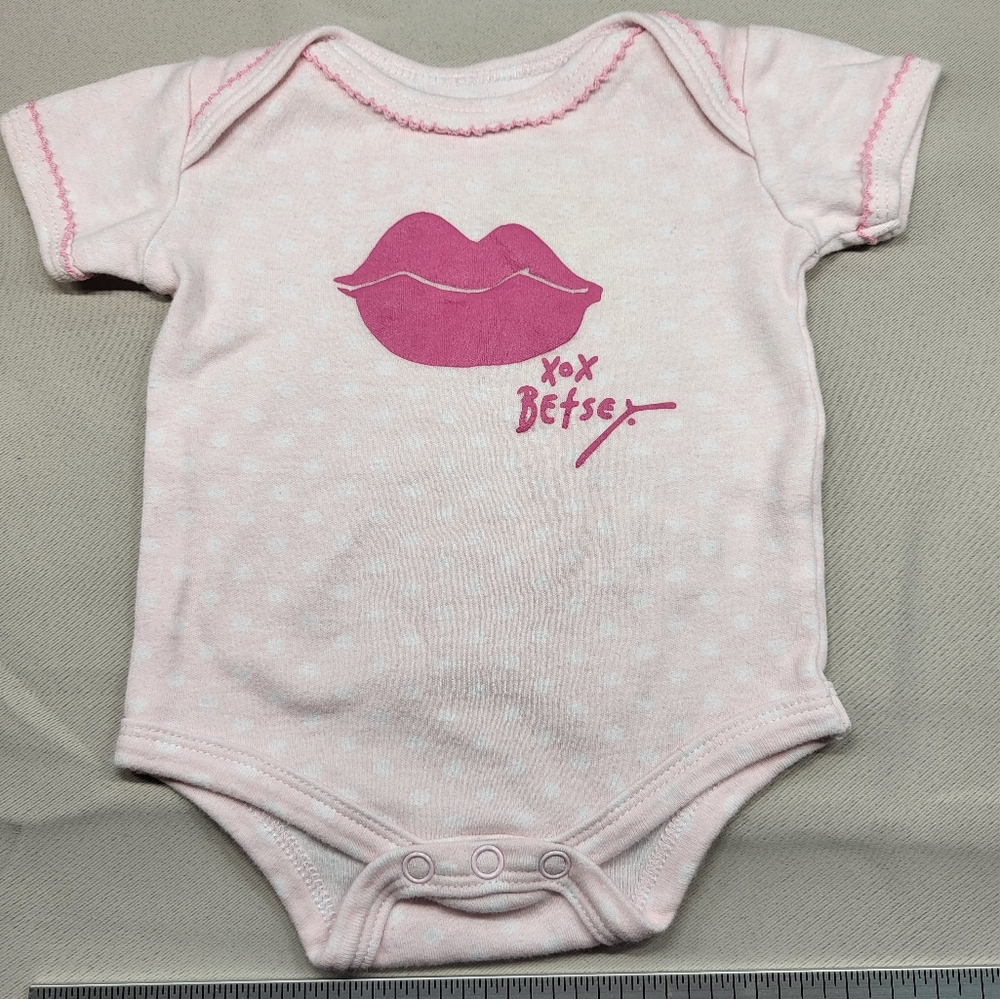 Betsey Johnson Light Pink Bodysuit with Lip Graphic
